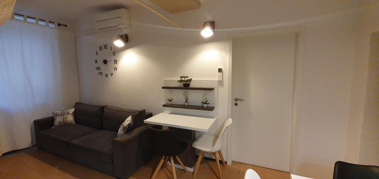 Apartment Central Station Between Dragon And Triple Bridges Ljubljana Bagian luar foto
