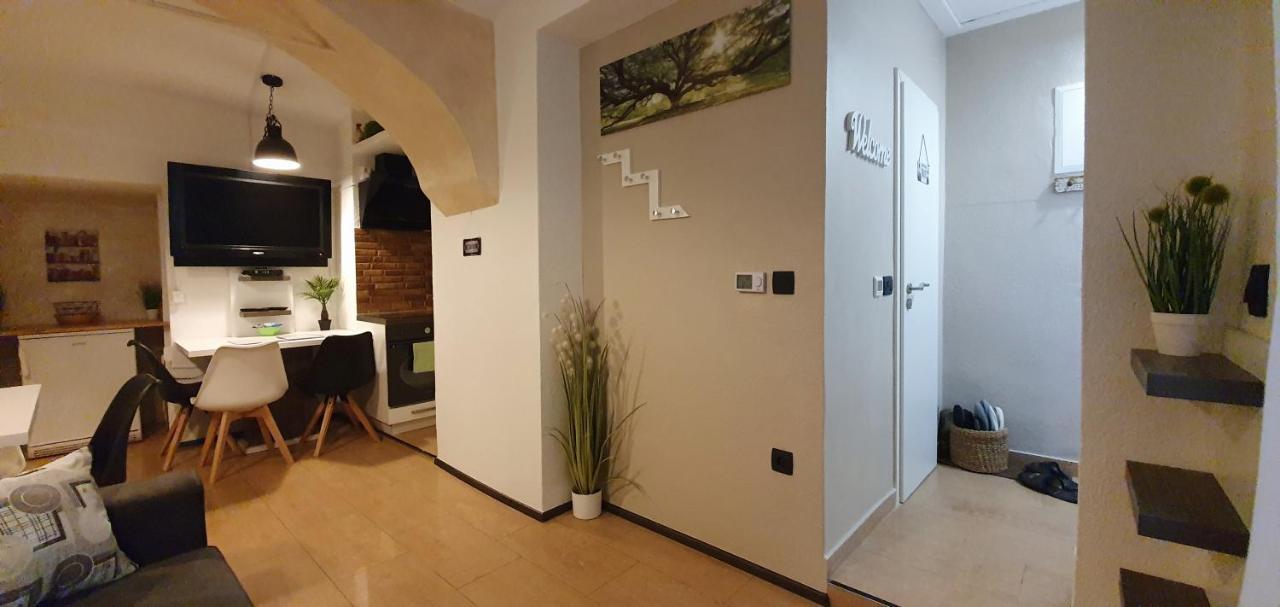 Apartment Central Station Between Dragon And Triple Bridges Ljubljana Bagian luar foto