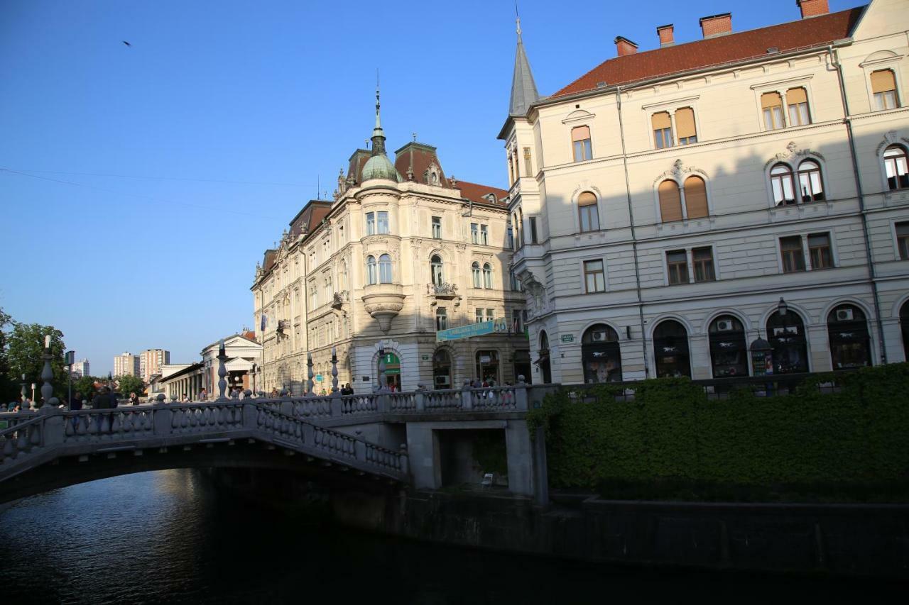 Apartment Central Station Between Dragon And Triple Bridges Ljubljana Bagian luar foto