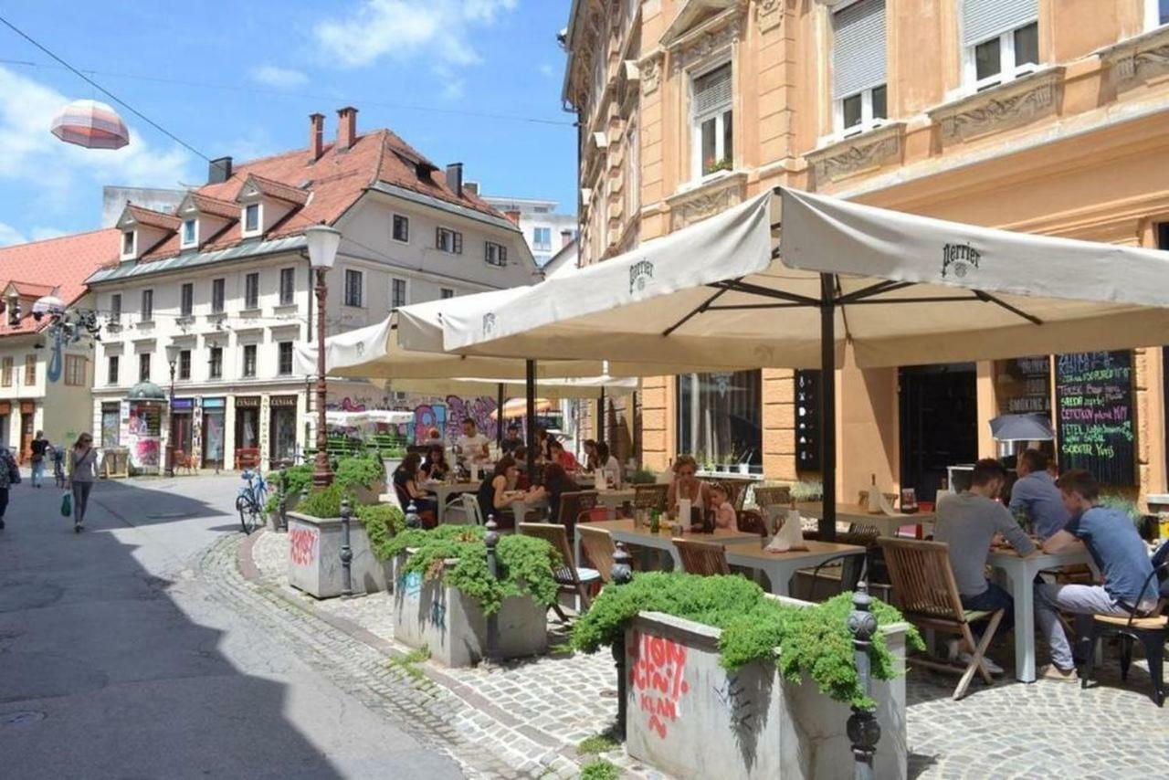 Apartment Central Station Between Dragon And Triple Bridges Ljubljana Bagian luar foto